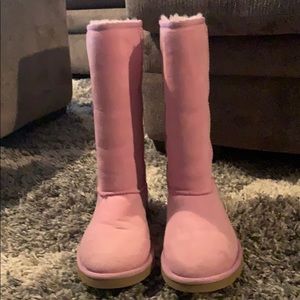 Classic tall pink Uggs